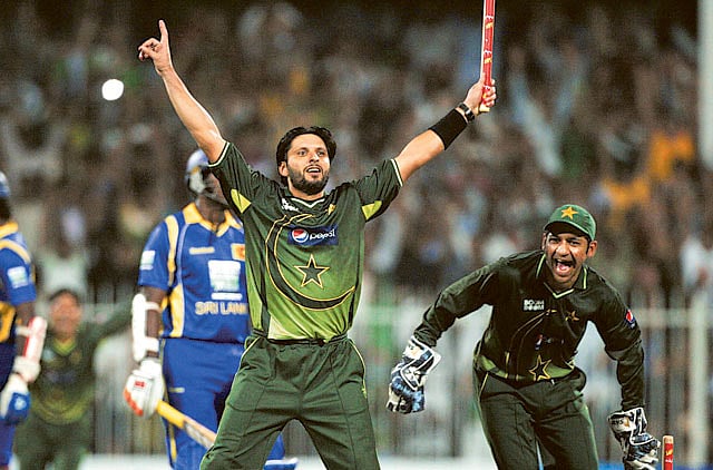 1.1060331-3524471572