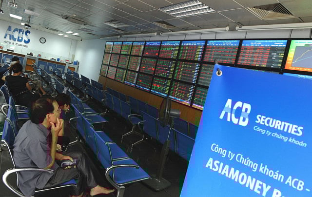 1.1064631-2943950684