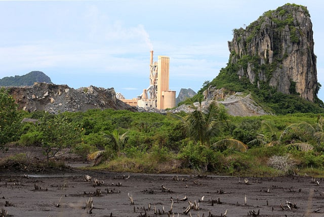 1.1074326-2583610340