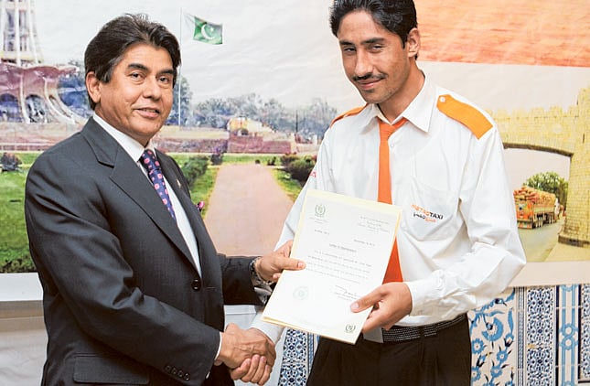 1.1078162-1028240944