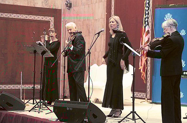 1.1082351-2050519014