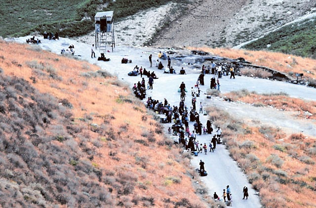 1.1070774-3493925786