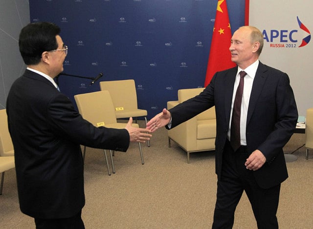 1.1071141-2794386121