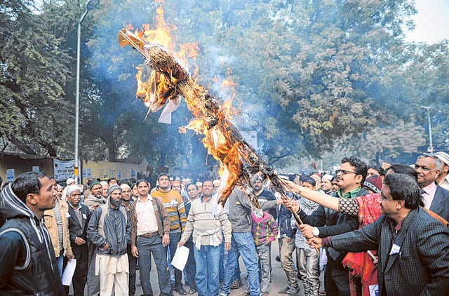 1.1129508-2939209200