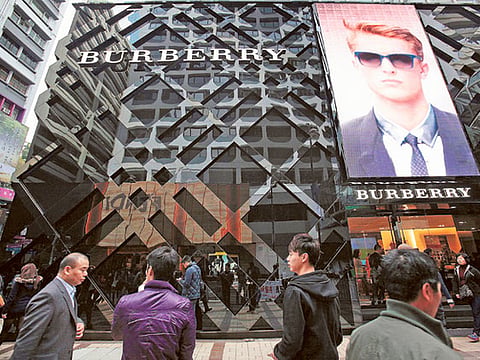 Burberry goes for digital hard-sell