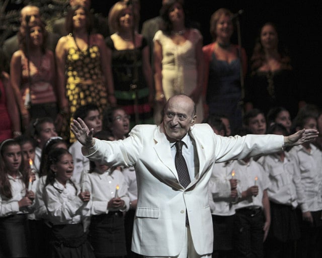 1.1242295-3143281965