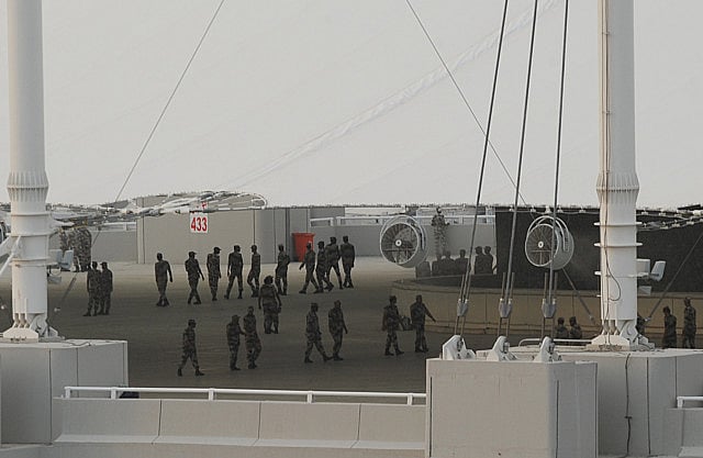 1.1242711-4243438412