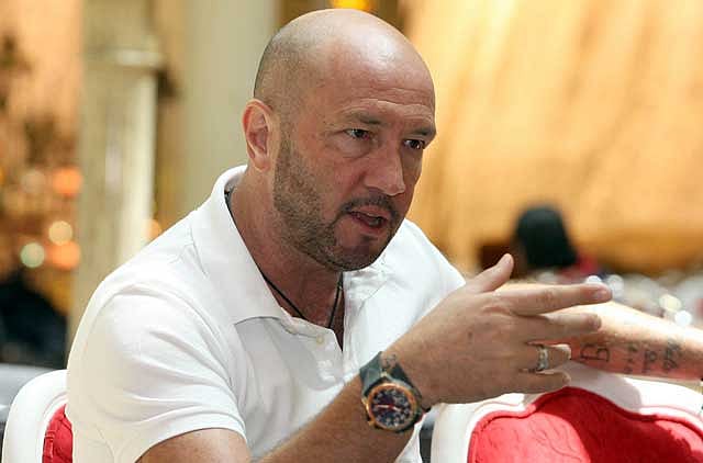 1.1247890-3200171381