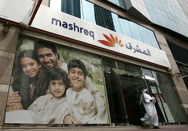 1.2107262-3115603179