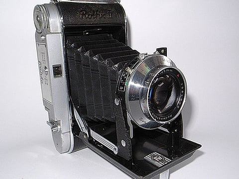 alt-toy-and-vintage-camera.blogspot.ae