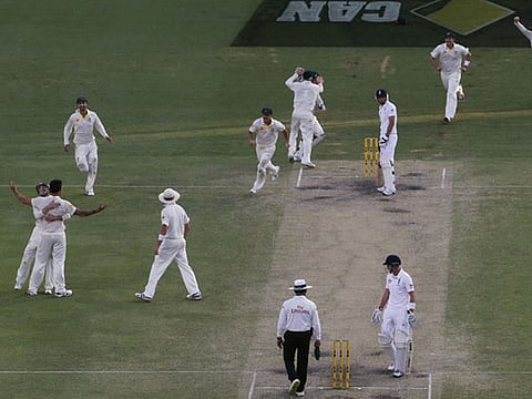 Geoff Boycott: England let Australia off hook in Ashes first day