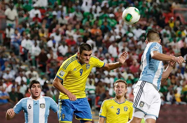 1.1252910-2751329069