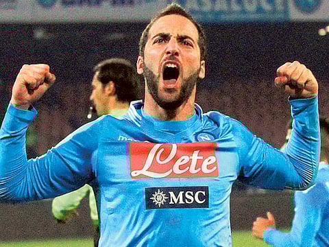 Chelsea £50m bid for Gonzalo Higuain rejected