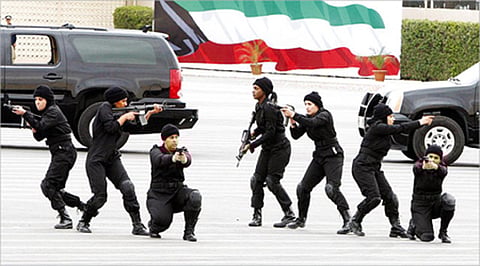 Kuwaiti women may become military pilots