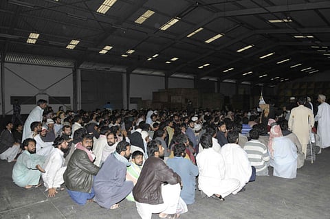 Oman police deport 558 infiltrators