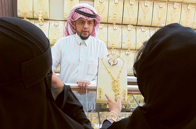 1.1157942-2273128374