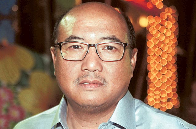 1.1174102-2085652601