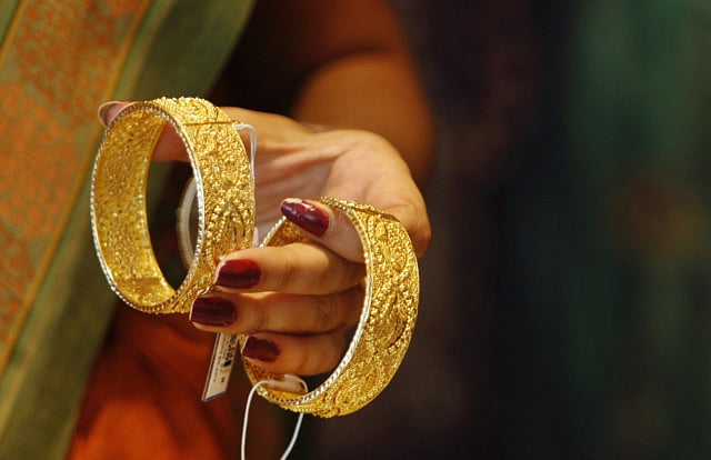 1.2122797-3713024867