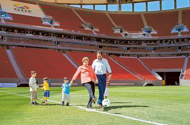 1.1200178-3700738246