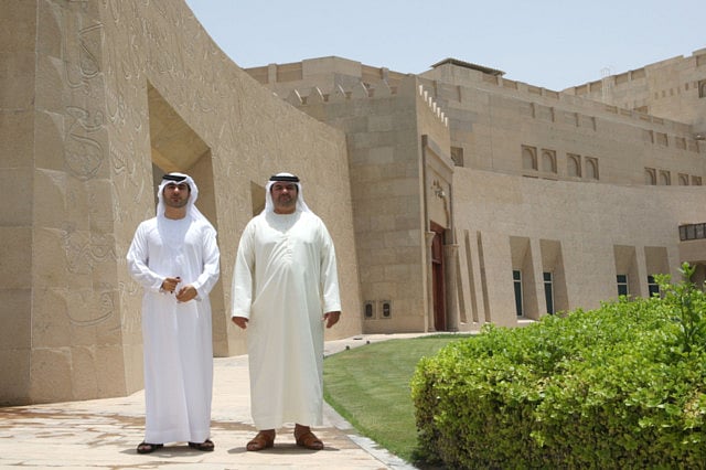 1.1196492-2835995335