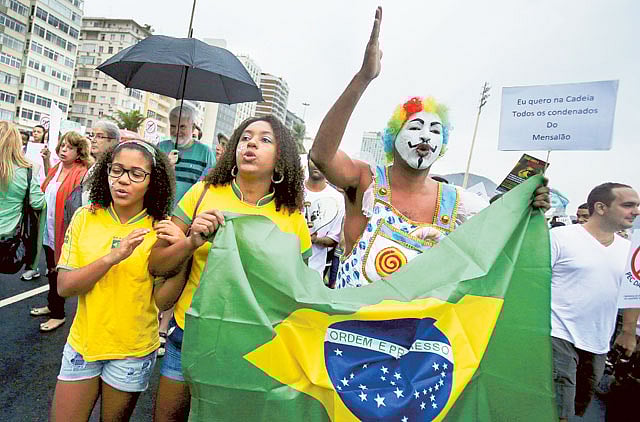 1.1201257-2088053425