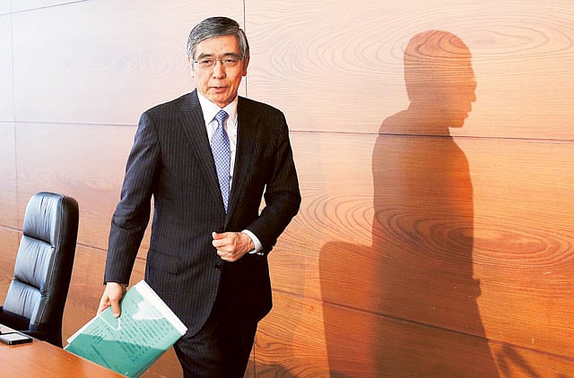 1.1208000-1260780185