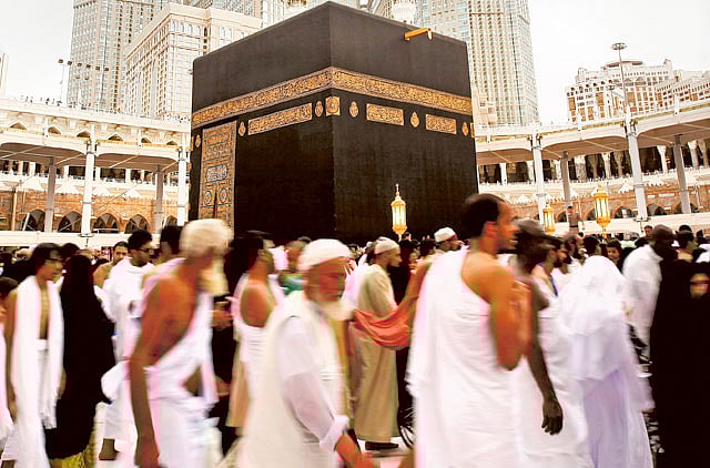 1.1208572-3428545817