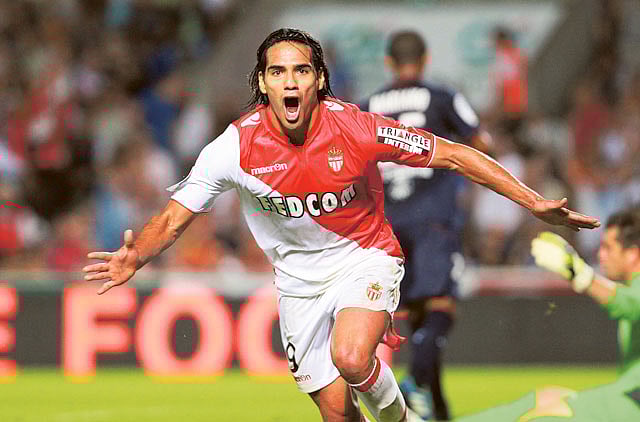 1.1219077-3902078386