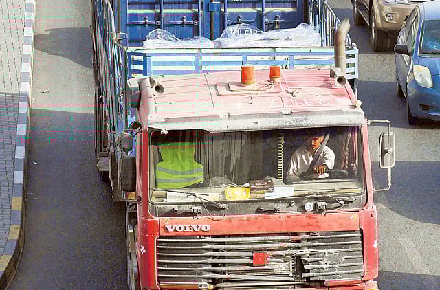 1.1224850-2415475390