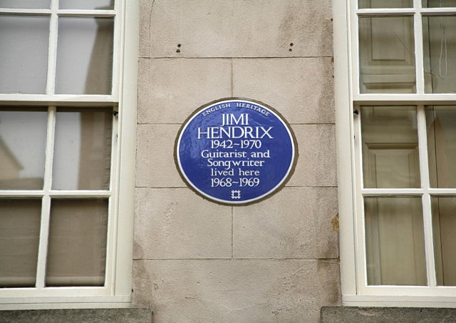 1.1272085-1245699105