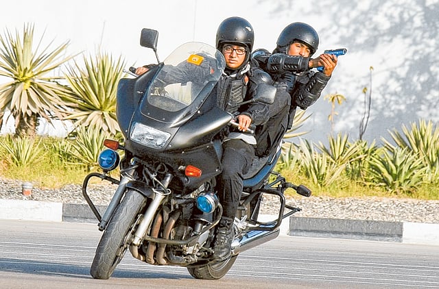 1.1396855-2737274333