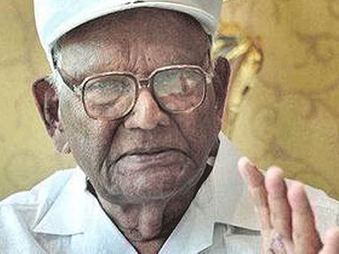 Candidate, 94, feels young at heart