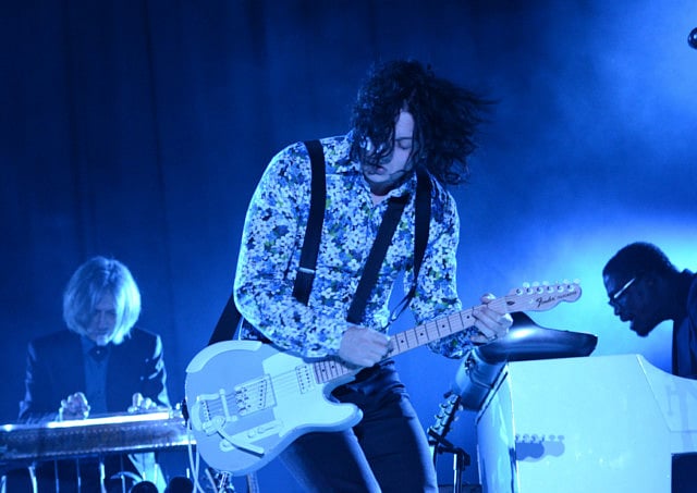 1.1398836-3393660684