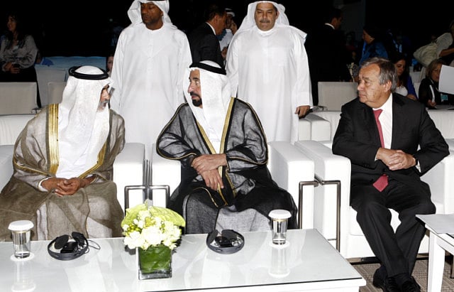 1.1400036-2722446830