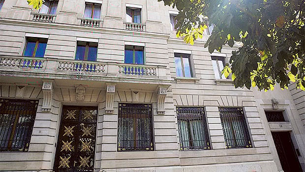 1.1400737-2757124189