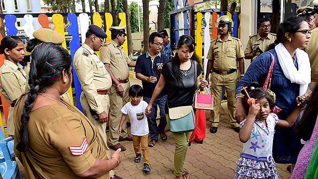 1.1403010-4153426061