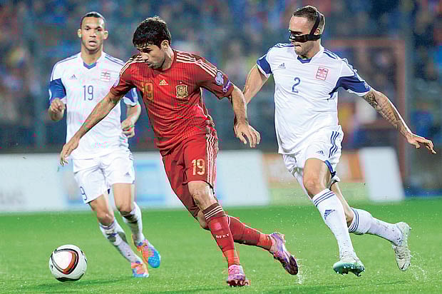 1.1403031-3476996051