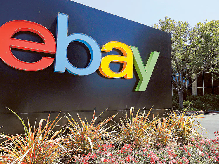 1.1403238-3551503165