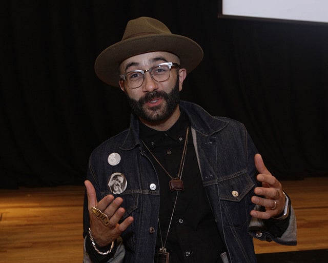 1.1403854-1738662314