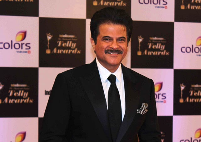 1.1403813-3157480130