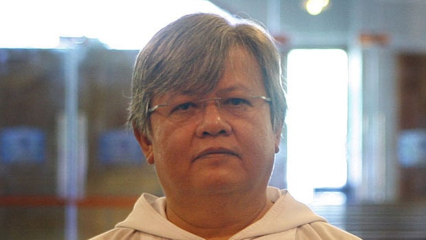 1.1404007-3730778180