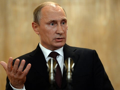Putin’s economic bubble bursting