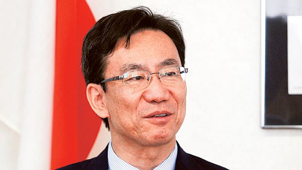 1.1394807-2279476184