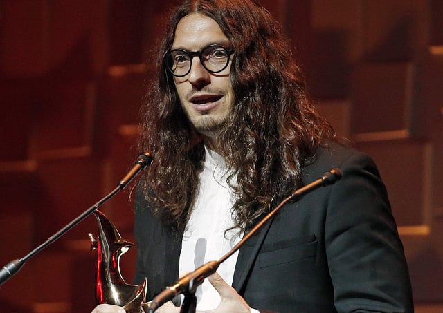 1.1395649-3795888177