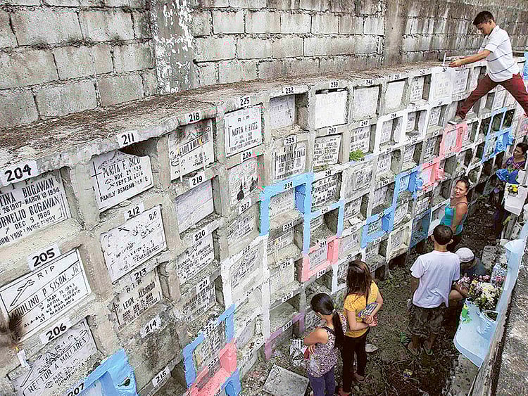 1.1406751-2093945691