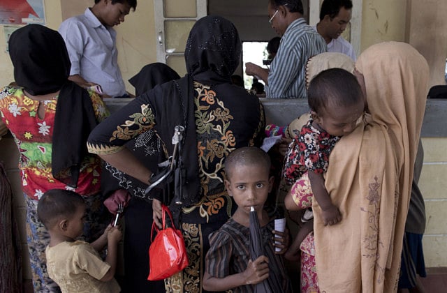 1.1406814-2744138223