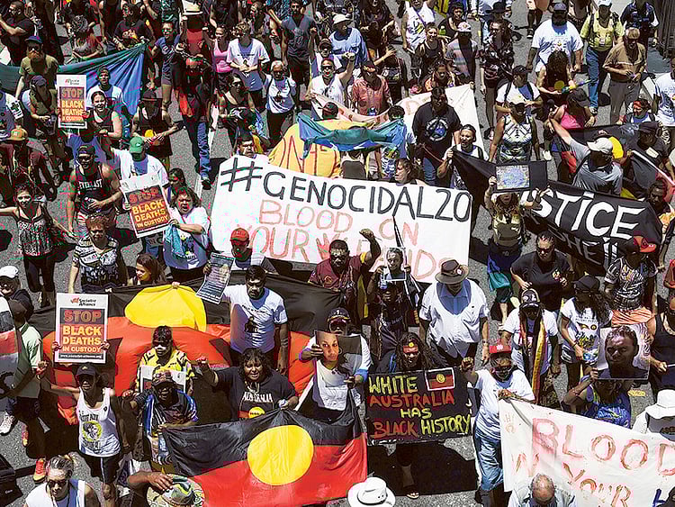 1.1412443-2748644922