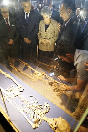 1.1407302-2505818772