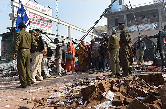 1.1415108-3255293092