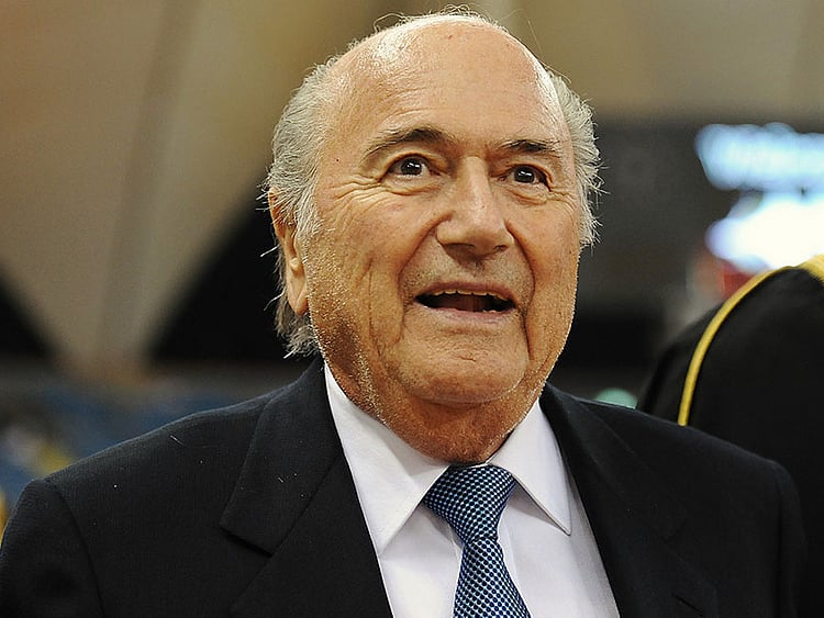 1.1415981-2426010022